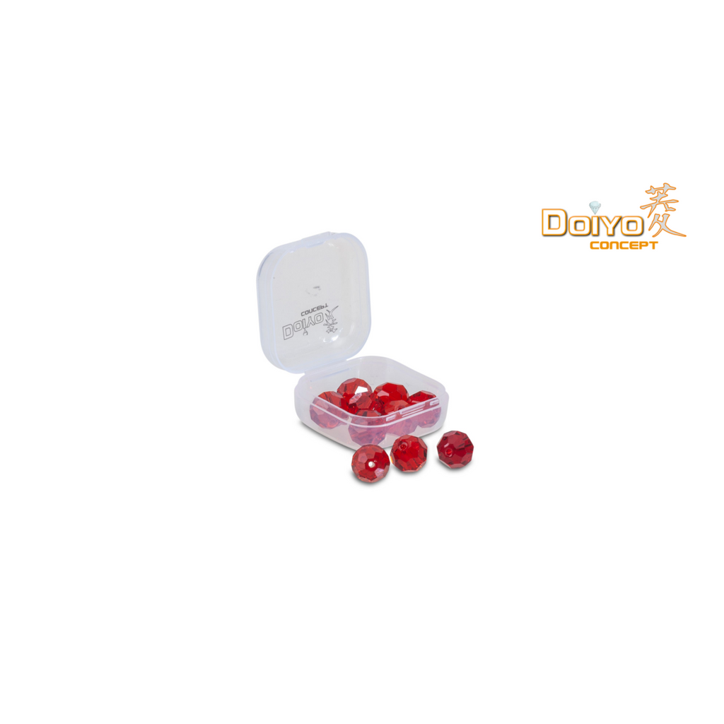 DOIYO S'zuki Faceted Glass Beads Red
